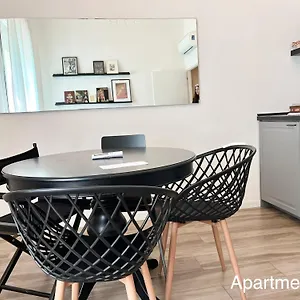  Apartment Memodena Italien